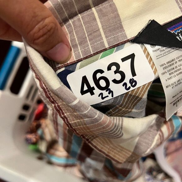 Patagonia Mens White Brown Shirt L Plaid Flannel Button Up Pockets Short Sleeve - Picture 13 of 13